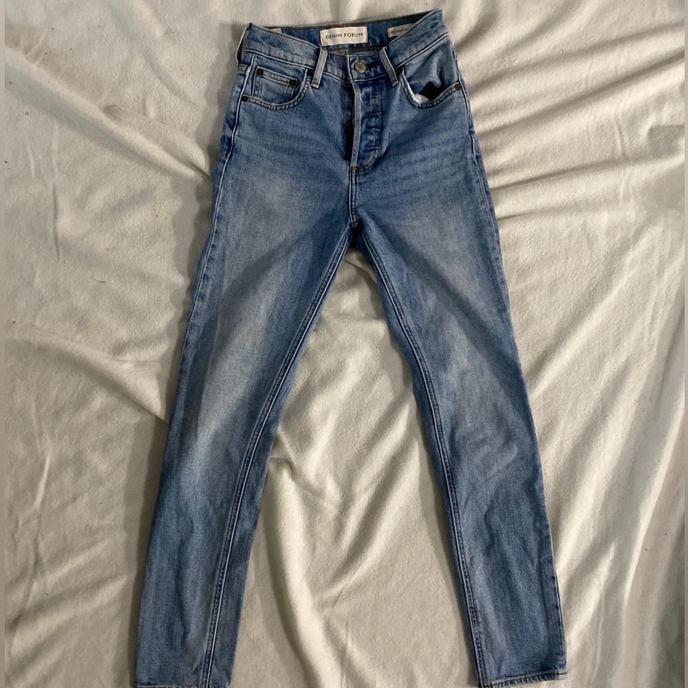 Aritzia Denim forum the yoko high rise slim W23 - Picture 3 of 4